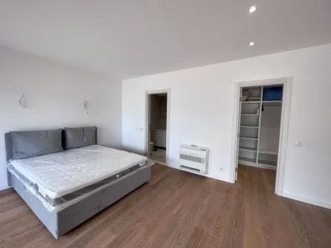 Sale, five bedroom apartment, 198m², Kotor, Crna Gora - image 3