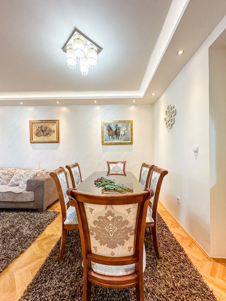 Prodaja, dvosoban stan, 74m², Ljubović, Podgorica