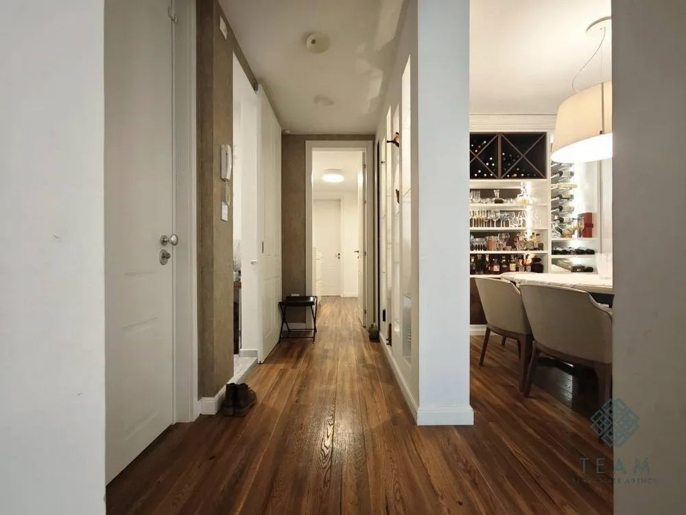 Prodaja, trosoban stan, 122m², Centar, Podgorica