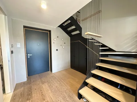 Izdavanje, dvosoban stan, 98m², Centar, Budva - image 6