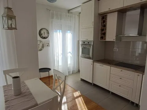 Rent, one bedroom apartment, 50m², City Kvart, Podgorica - image 14