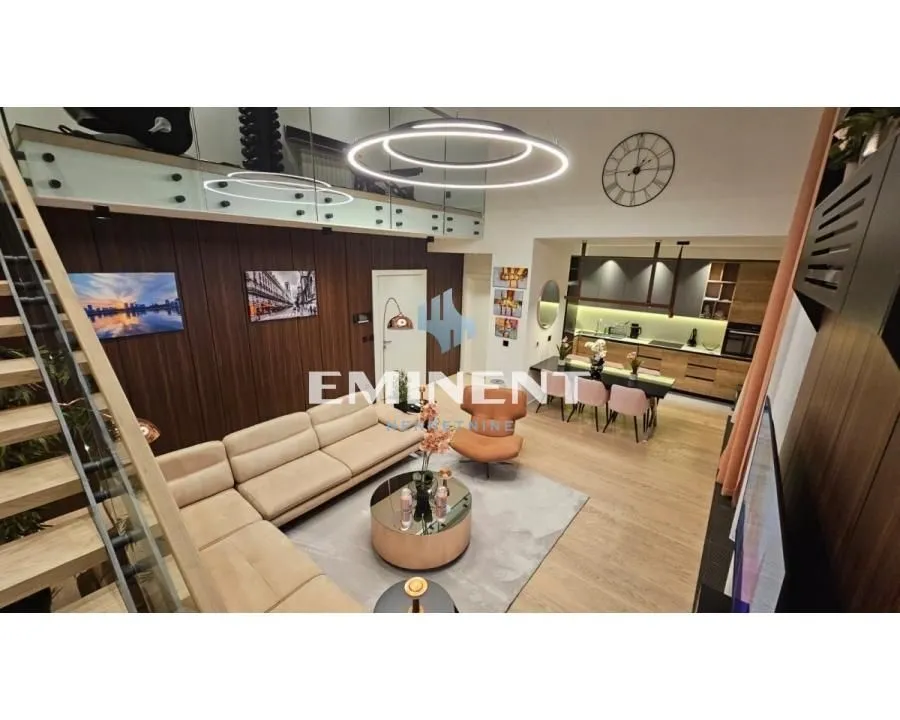 Izdavanje, četvorosoban stan, 160m², Savski Venac, Beograd