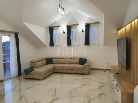 Izdavanje, stan, 100m², Tivat, Crna Gora - image 3