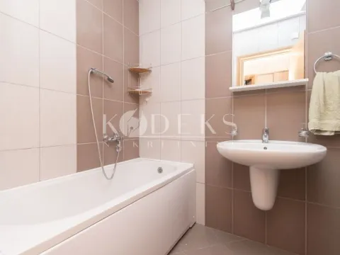 Rent, one bedroom apartment, 47m², Ljubović, Podgorica - image 12
