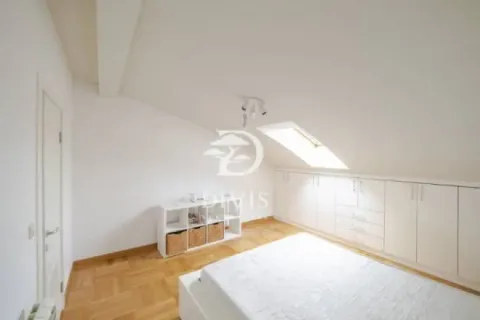 Izdavanje, trosoban stan, 85m², Južni Bulevar, Vračar Sve Podlokacije - image 14