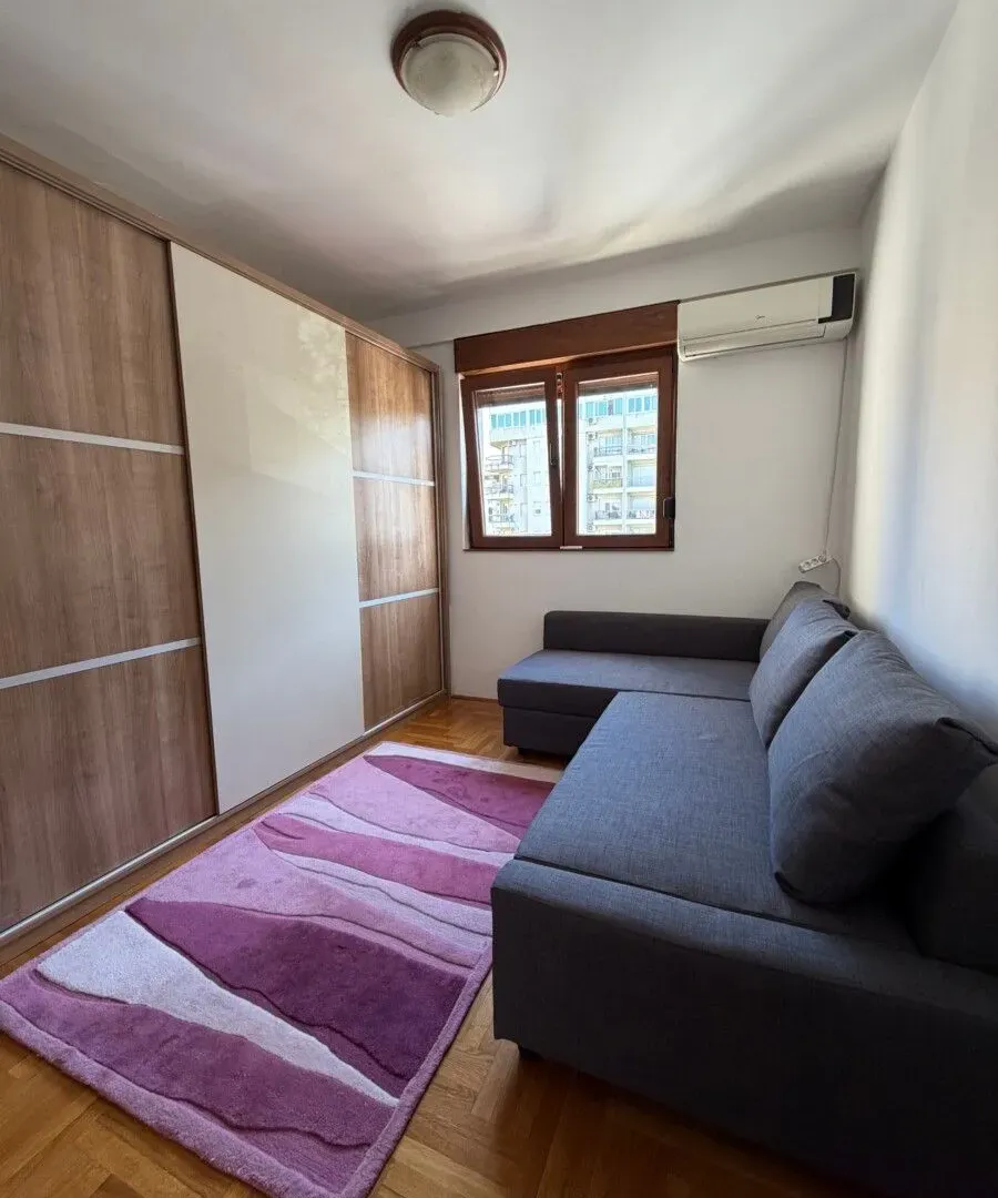 Rent, apartment, 64m², Stari Aerodrom, Podgorica