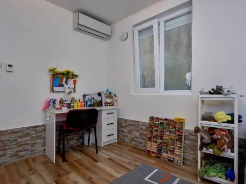 Prodaja, dvosoban stan, 57m², Budva, Crna Gora - image 18