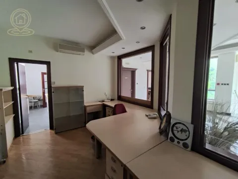 Rent, office space, 300m², Bezanijska Kosa 1, Bežanijska Kosa Sve Podlokacije - image 10
