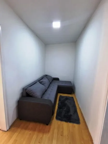 Izdavanje, dvosoban stan, 56m², Centar, Niš