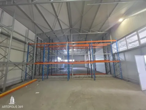Rent, office space, 1000m², Zemun Nova Galenika, Zemun Sve Podlokacije - image 17