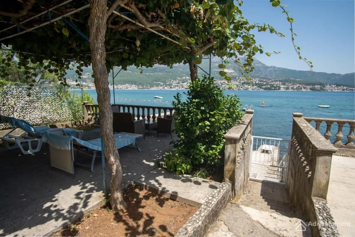 Prodaja, kuća, 120m², Sutorina, Herceg Novi