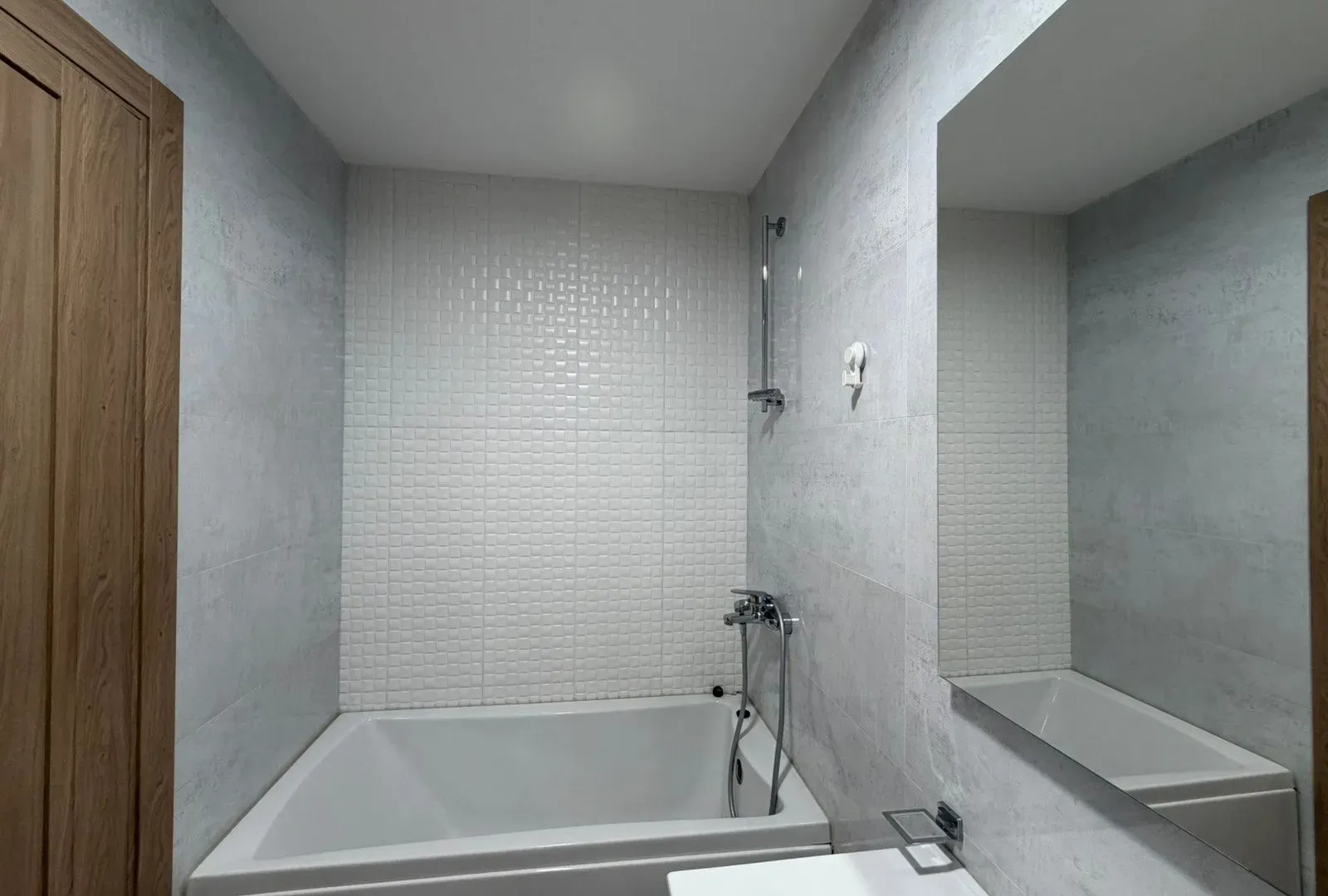 Rent, two bedroom apartment, 85m², Master Kvart, Podgorica