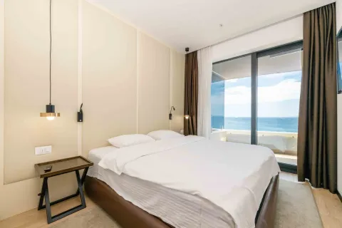 Sale, one bedroom apartment, 51m², Bečići, Budva - image 9