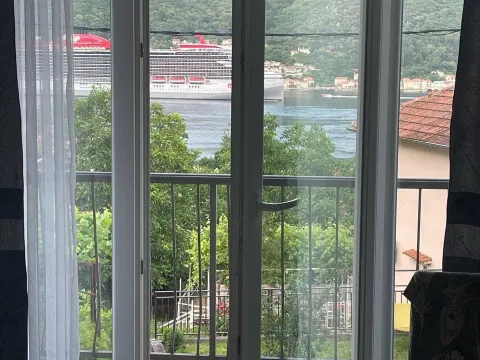 Sale, two bedroom apartment, 75m², Herceg Novi, Crna Gora - image 10