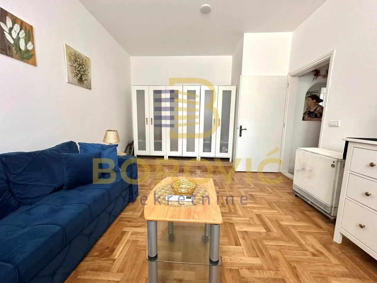 Rent, one bedroom apartment, 35m², Savski Venac, Beograd
