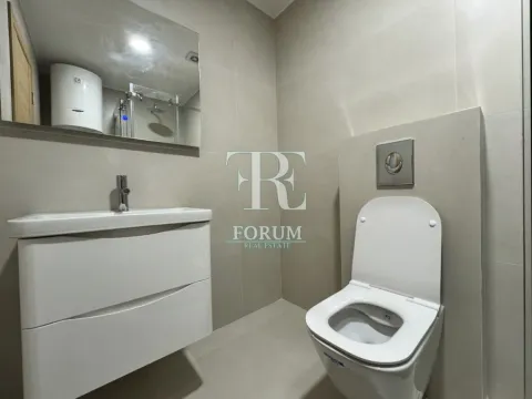 Izdavanje, jednosoban stan, 50m², City Kvart, Podgorica - image 12