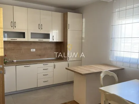 Izdavanje, dvosoban stan, 72m², City Kvart, Podgorica - image 3