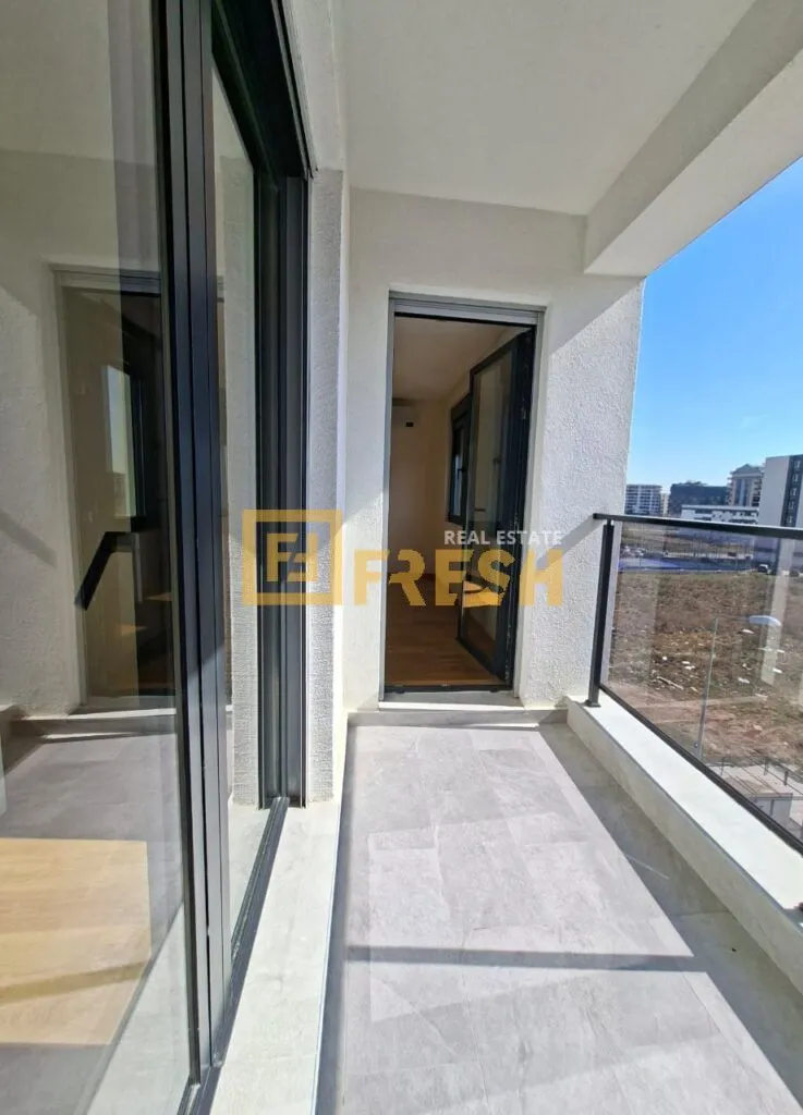 Prodaja, jednosoban stan, 56m², Tološi, Podgorica