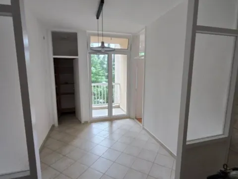 Izdavanje, dvosoban stan, 75m², Podgorica, Crna Gora - image 8