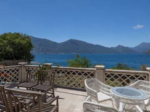 Rent, house, 587m², Dobrota, Kotor - image 29
