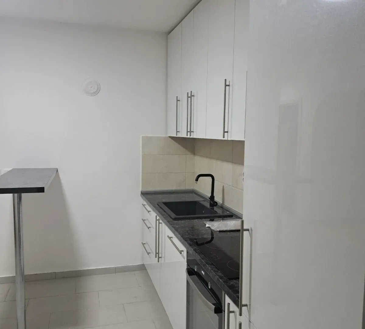 Prodaja, dvosoban stan, 60m², Centar, Bar