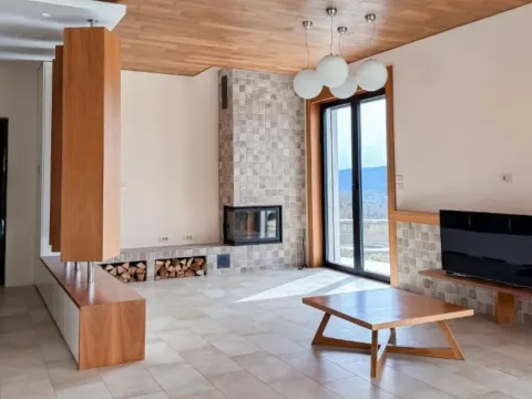 Rent, house, 300m², Dub, Kotor - image 2