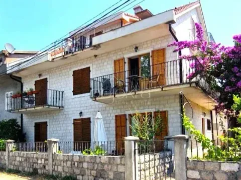 Izdavanje, stan, 70m², Tivat, Crna Gora - image 2