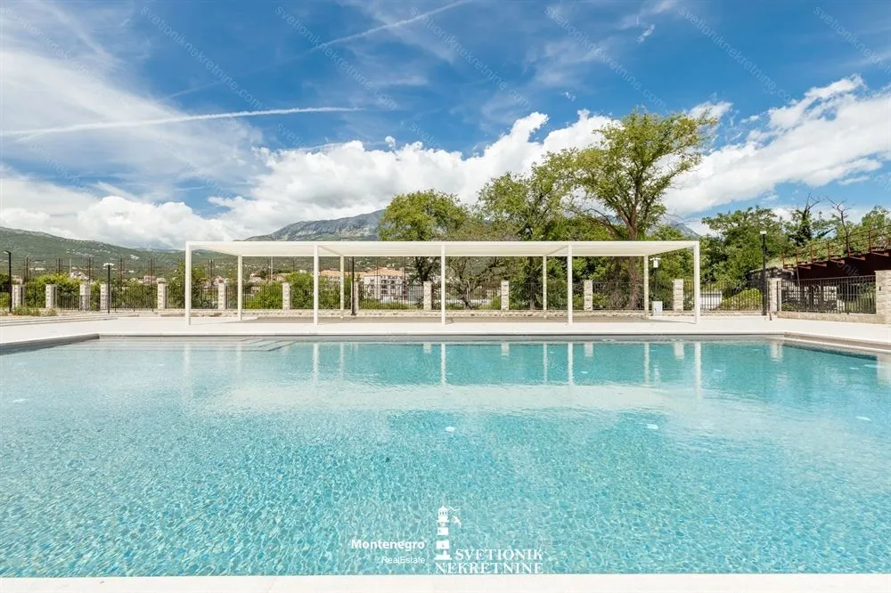 Prodaja, dvosoban stan, 87m², Igalo, Herceg Novi