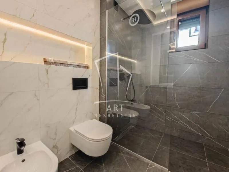 Sale, four bedroom apartment, 128m², Dedinje Sve Podlokacije, Beograd