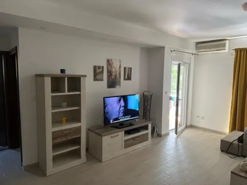 Izdavanje, jednosoban stan, 56m², Pržno, Budva - image 8