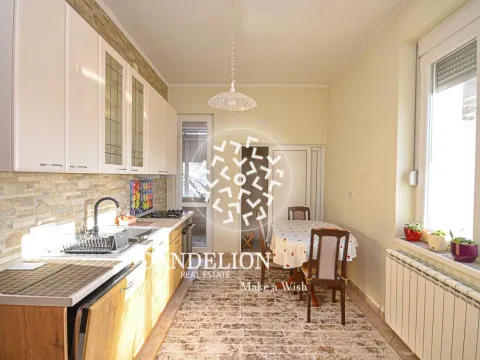 Izdavanje, dvosoban stan, 90m², Centar, Podgorica - image 8