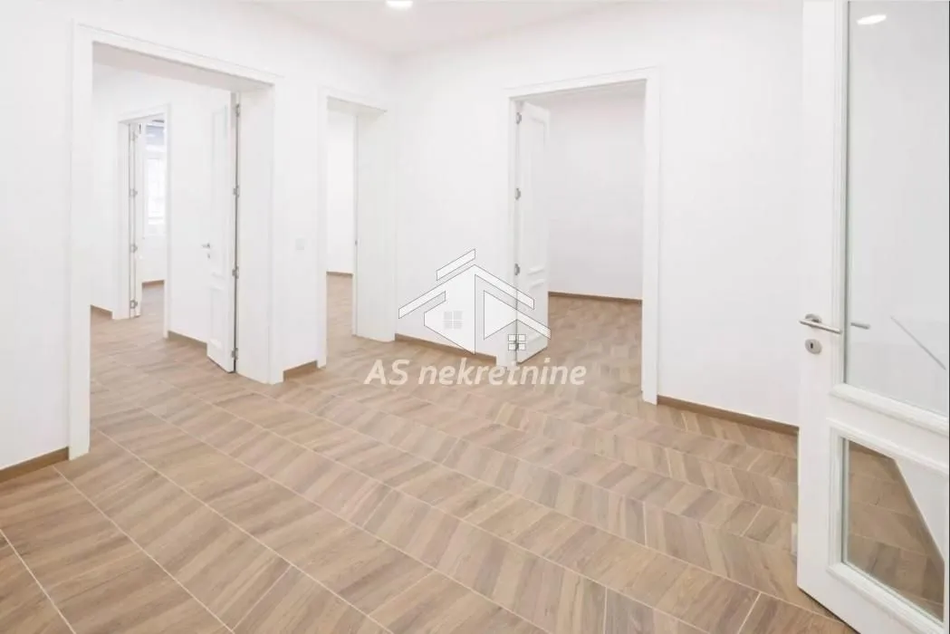 Rent, office space, 121m², Stari Grad, Beograd