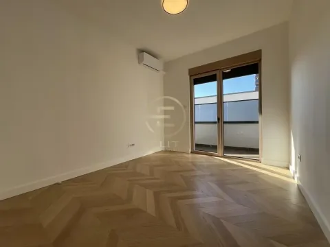 Sale, four bedroom apartment, 114m², Centar, Novi Sad - image 16