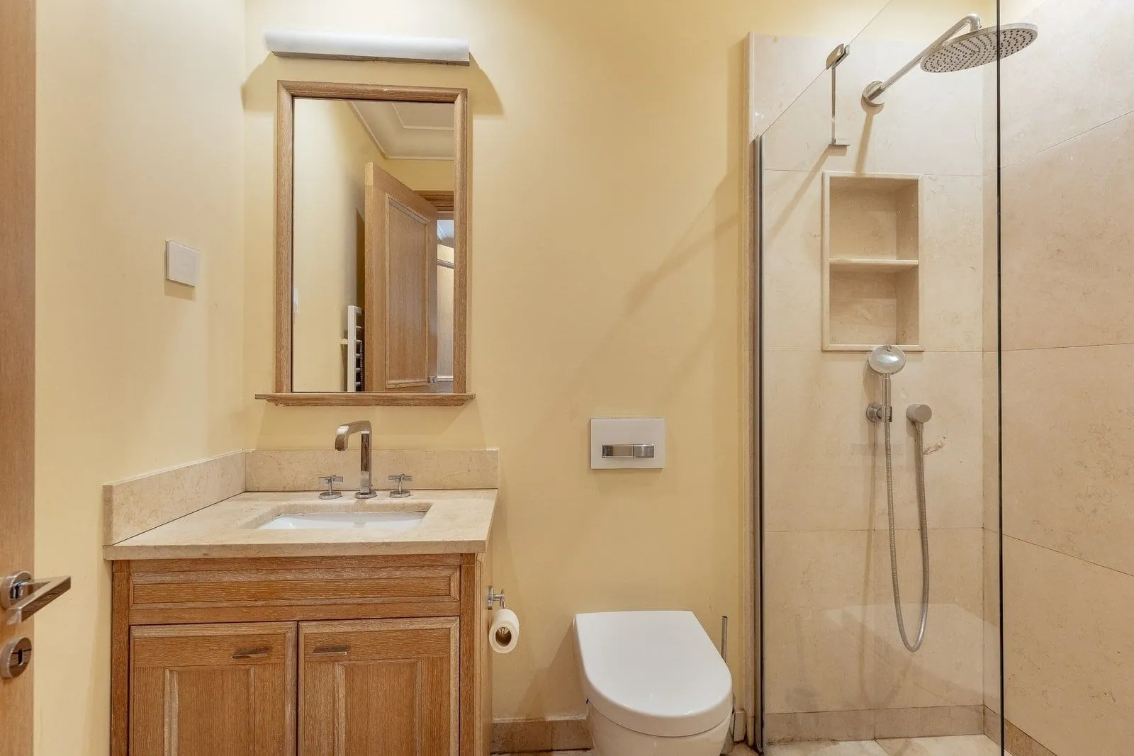 Prodaja, dvosoban stan, 117m², Porto Montenegro, Tivat