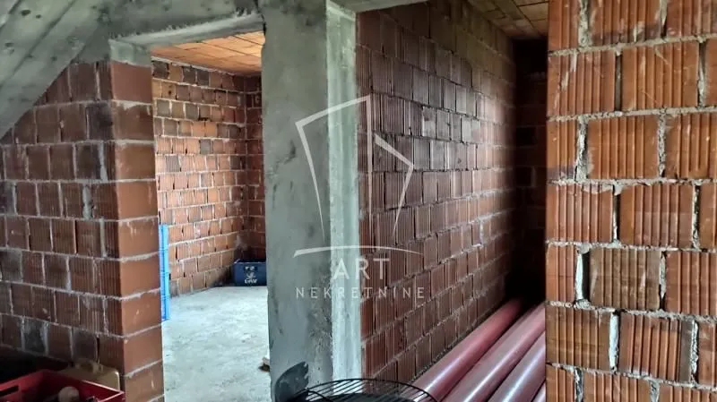 Sale, house, 240m², Voždovac Sve Podlokacije, Beograd