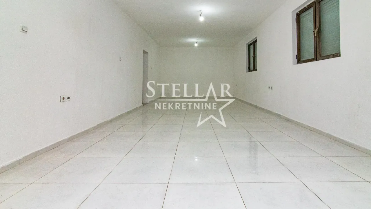 Rent, office space, 110m², Masline, Podgorica