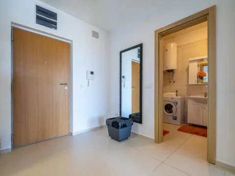 Sale, one bedroom apartment, 75m², Pržno, Budva - image 6