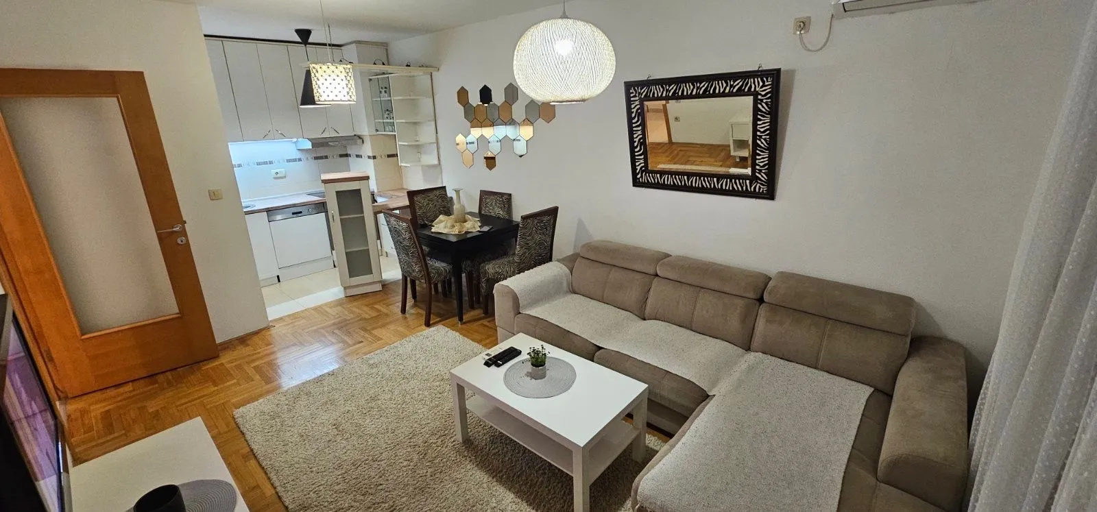 Rent, one bedroom apartment, 45m², Stari Aerodrom, Podgorica