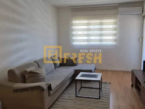 Rent, apartment, 49m², City Kvart, Podgorica - image 2