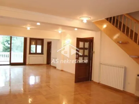 Rent, apartment, 250m², Savski Venac, Beograd - image 2