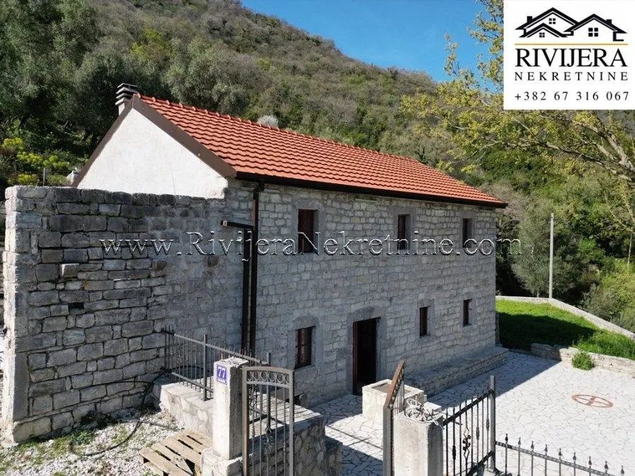 Prodaja, kuća, 127m², Baošići, Herceg Novi