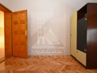 Izdavanje, kuća, 160m², Murtovina, Podgorica - image 12