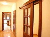 Izdavanje, četvorosoban stan, 200m², Savski Venac, Beograd - image 5