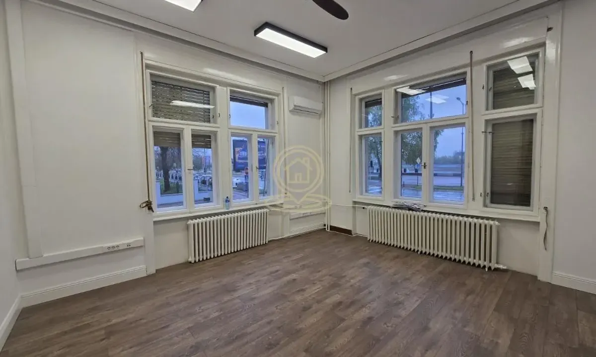 Izdavanje, poslovni prostor, 72m², Kej, Novi Sad Sve Podlokacije