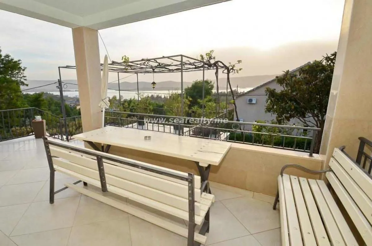 Prodaja, kuća, 105m², Tivat, Crna Gora