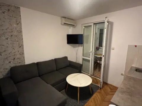 Izdavanje, jednosoban stan, 32m², Rozino, Budva - image 3