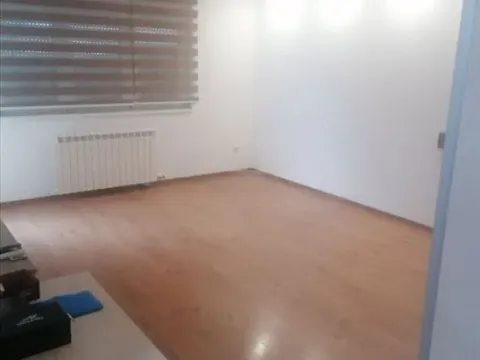 Prodaja, dvosoban stan, 60m², Mali Mokri Lug, Zvezdara Sve Podlokacije - image 2