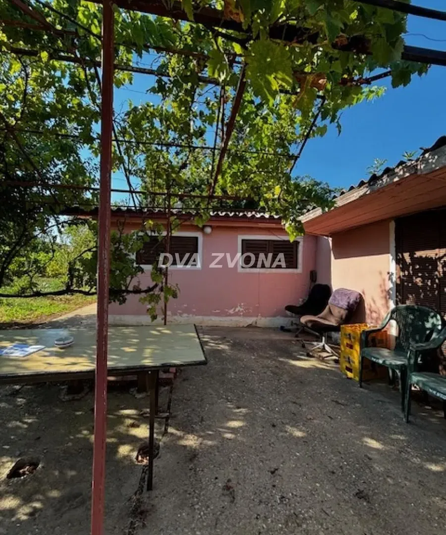 Prodaja, kuća, 18m², Čortanovci, Inđija