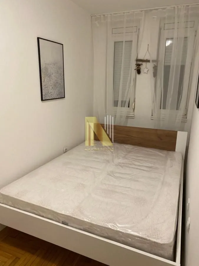 Izdavanje, jednosoban stan, 33m², Bulevar Oslobodjenja, Novi Sad Sve Podlokacije