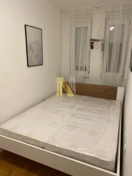 Izdavanje, jednosoban stan, 33m², Bulevar Oslobodjenja, Novi Sad Sve Podlokacije - image 4